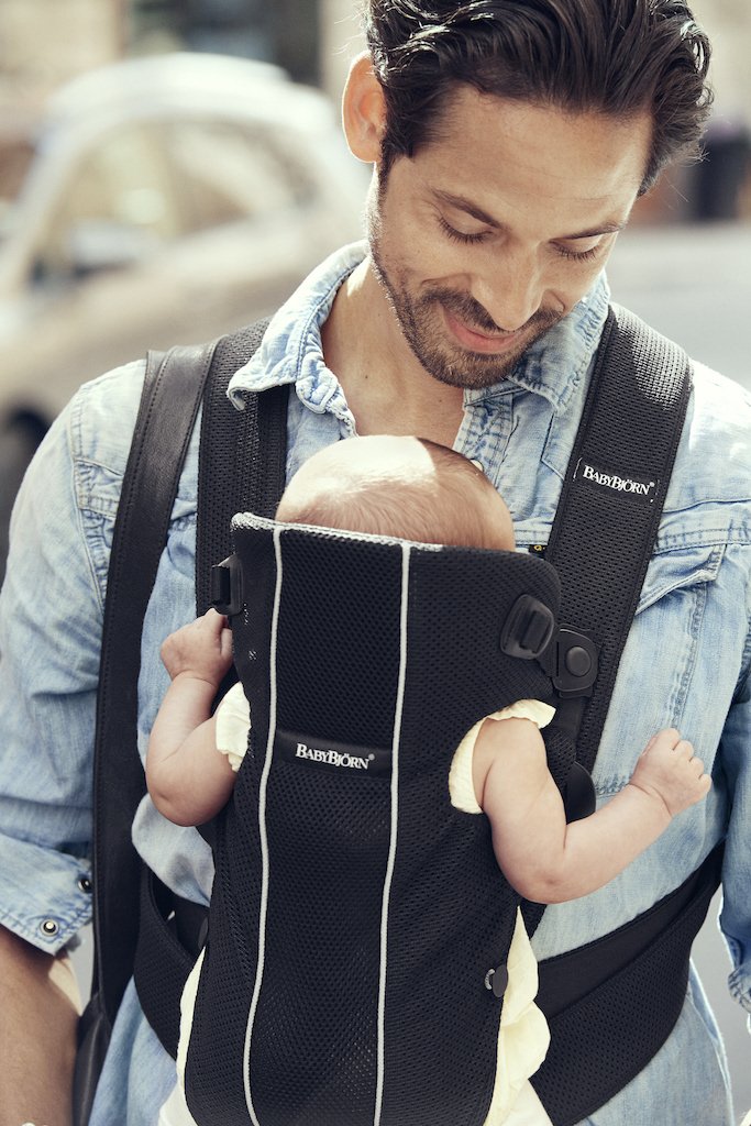Baby bjorn clearance one black mesh